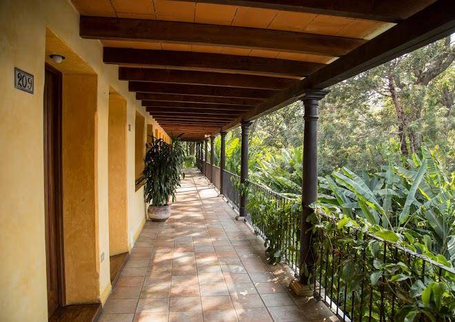 Hotel las farolas