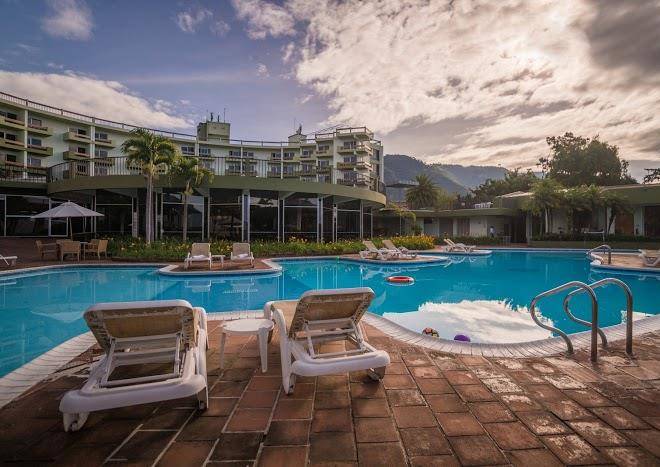 Porta hotel del lago