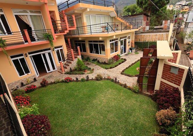 El delfin hotel y restaurante