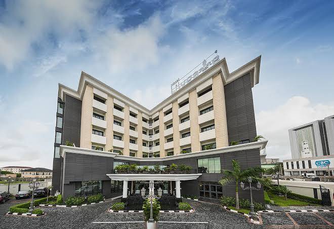 Lilygate hotel