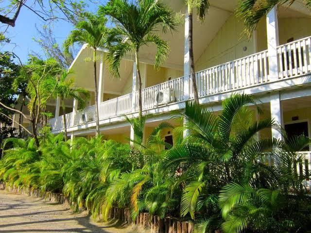 Fantasy island beach resort dive & marina