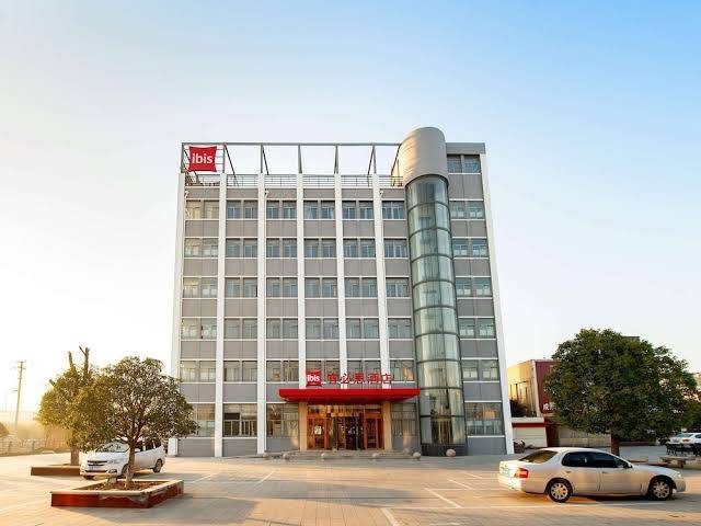 Ibis Guanyun Kowloon Port Water Street Hotel Image