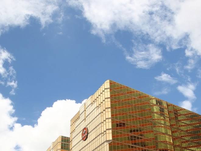 Royal Pacific Hotel Image