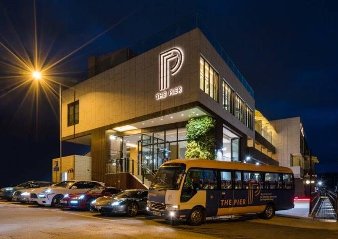 The Pier Hotel Image