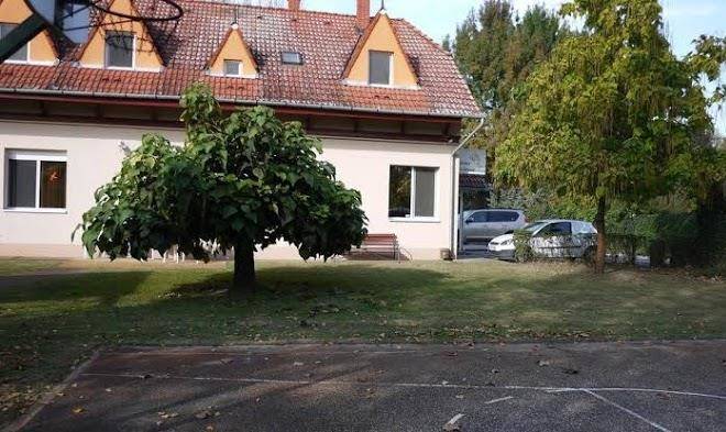 Kisviza Vendeghaz Image