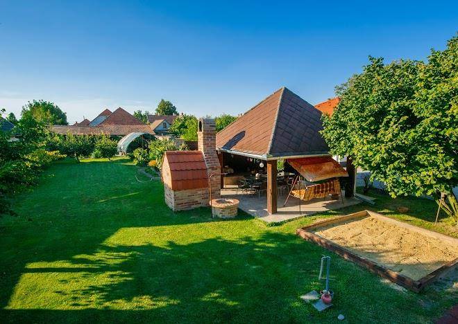 Fuzesi Papa Vendeghaza Image