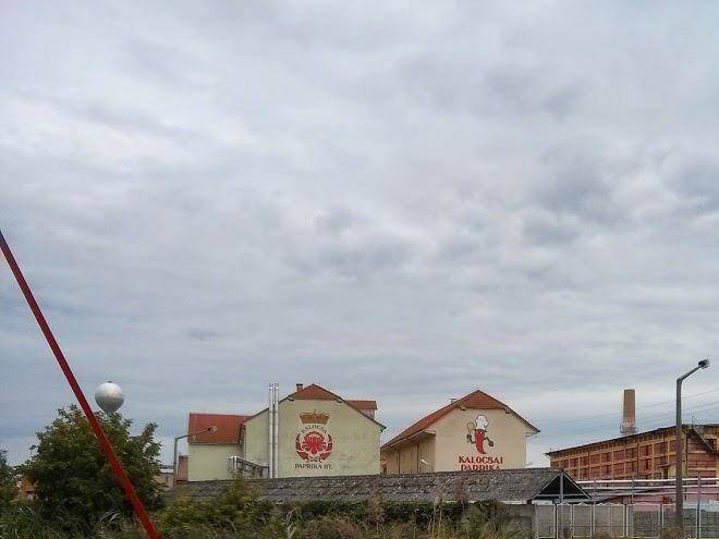 Mercato Kft Ket Golya Fogado Image