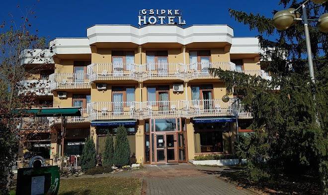 Lace hotel
