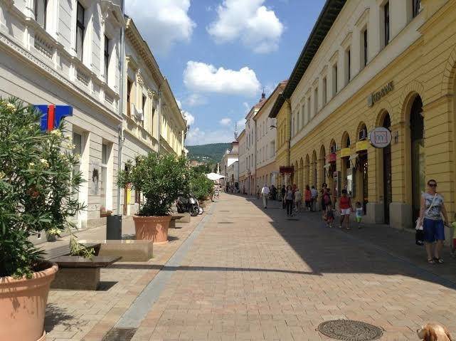 Granatalma Szallas Image