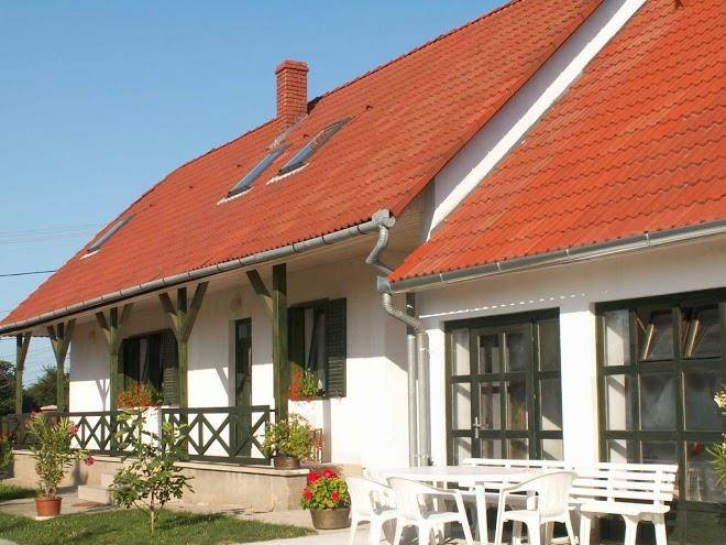 Vendeghaz a zengohoz pecsvarad