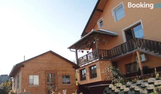 Vetesi Vendeghaz Image