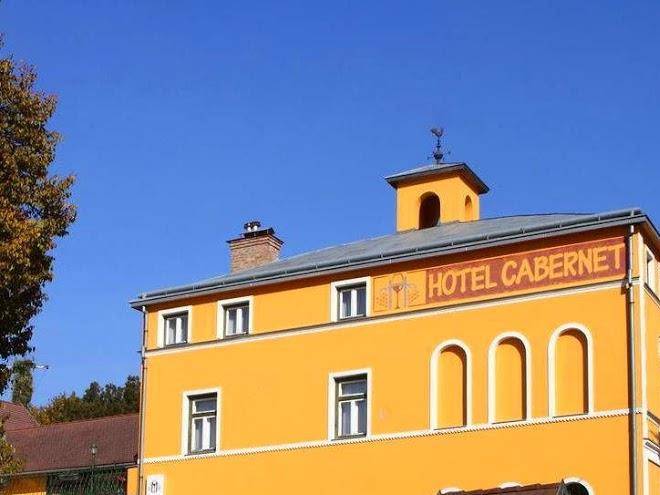 Hotel cabernet