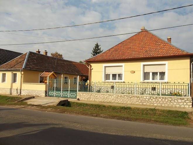 Falusi szallas cserepfalu