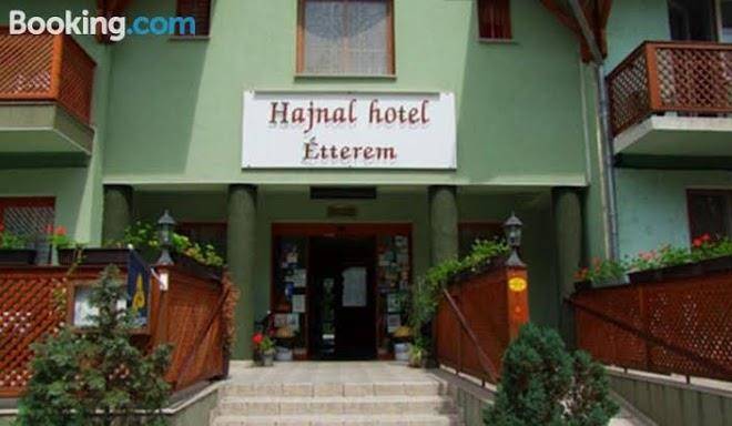 Hajnal hotel gyogyszalloda