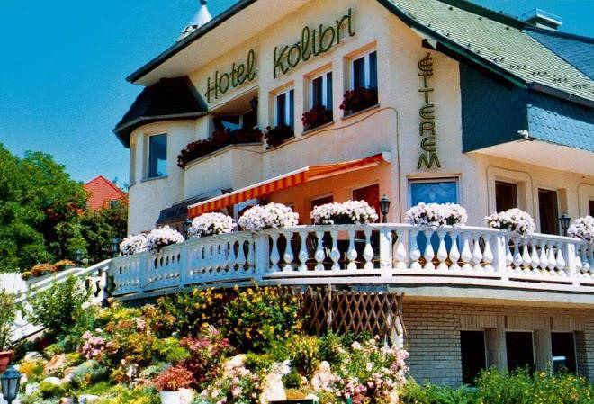Hummingbird hotel