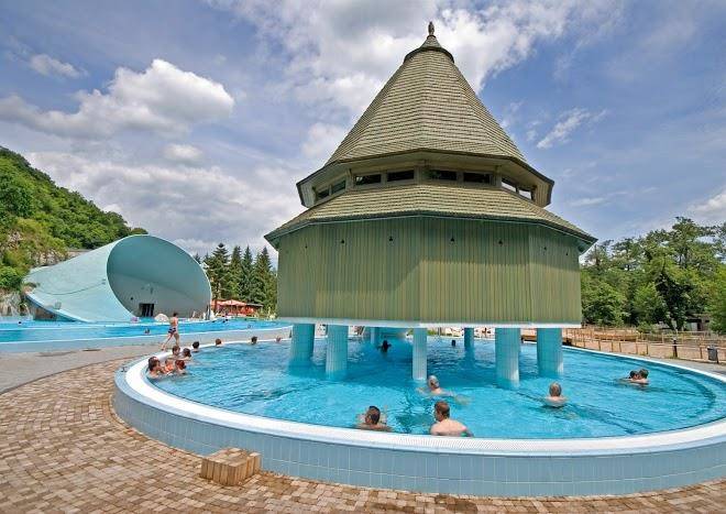 Miskolctapolca cave bath