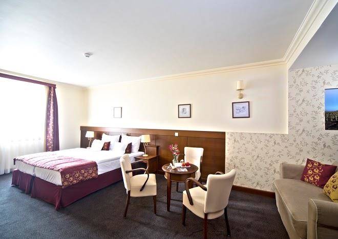 Oroszlanos borhotel es etterem
