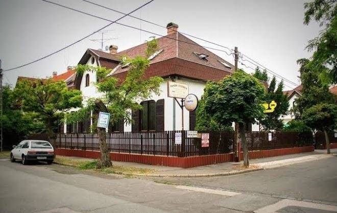 Hotel palace