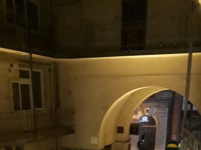 D Five Regi Posta And Vaci Image