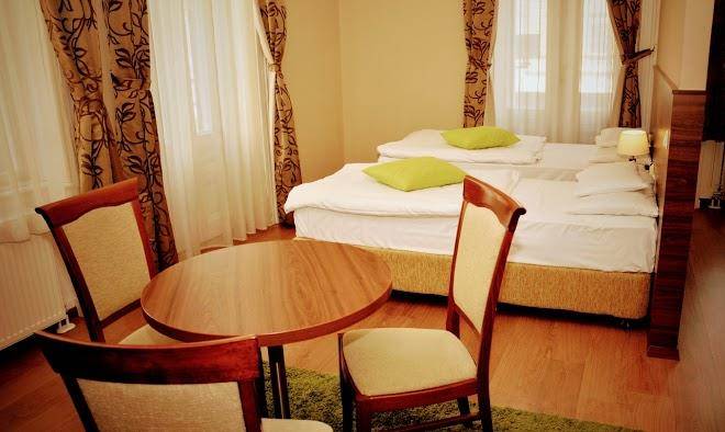 Elit bar & hotel