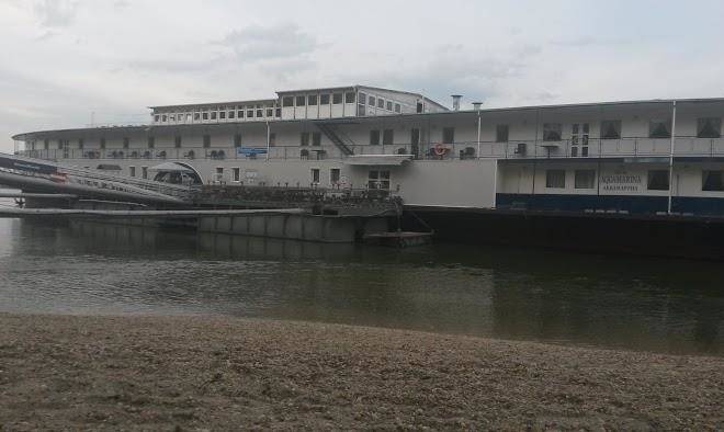 Aquamarina hotel es rendezvenyhajo