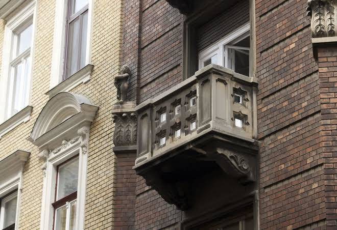 Be a budapester
