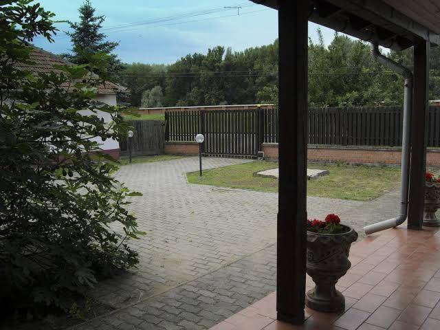 Szarka Haz Csongrad Image