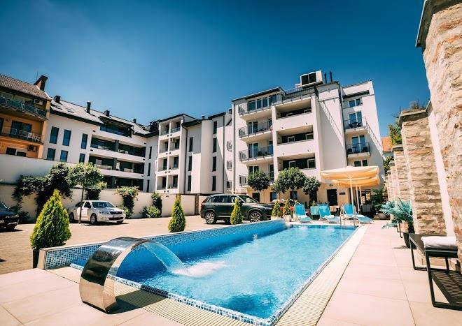 Auris hotel