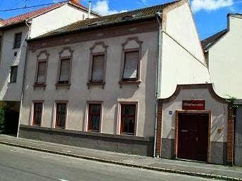 Holdfenyszallas