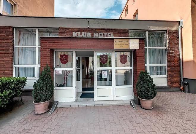 Club hotel plc