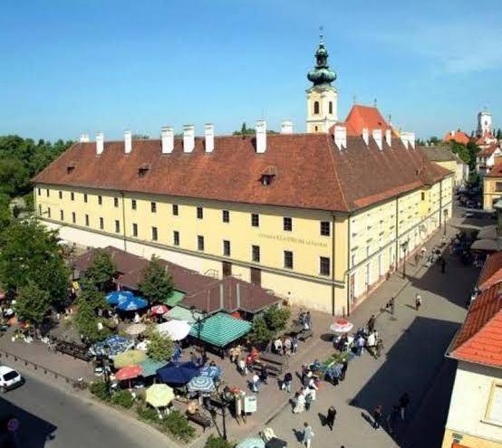 Hotel klastrom