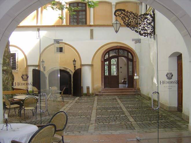 Hedervary castle