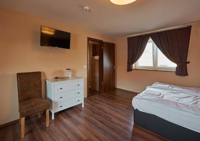 Autohof motel hegyeshalom