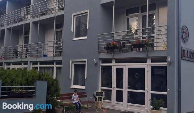 Solar club hotel