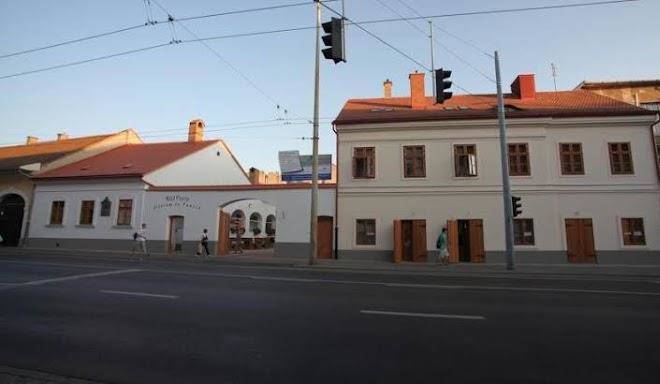 Old post office restaurant and inn