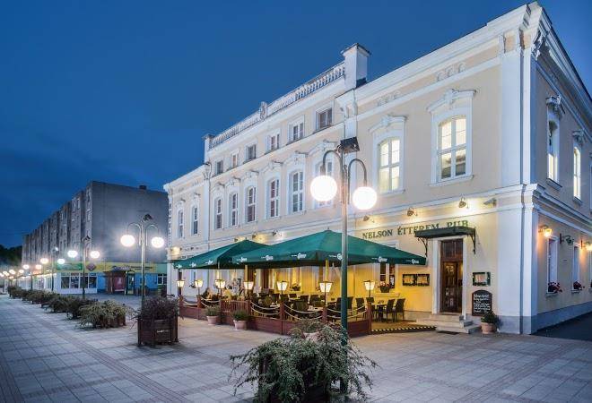 Nelson hotel