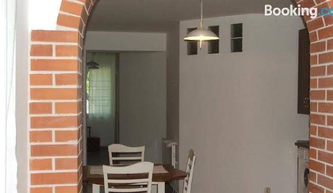 Rendova Blue Kft Image