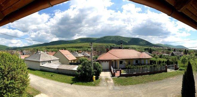 Pitypang vendeghaz felsotarkany