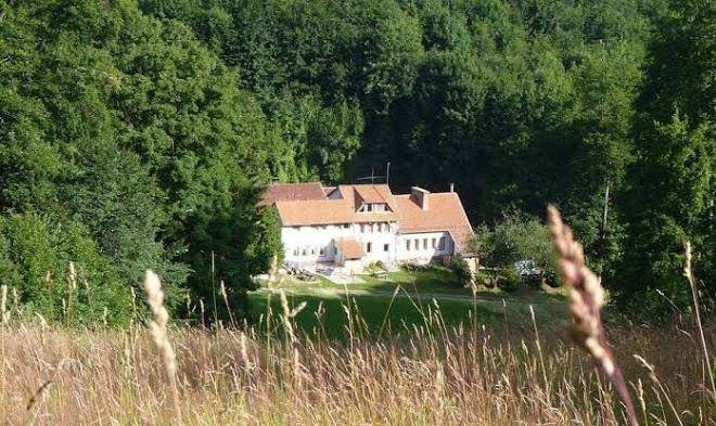 Bankut siklub turistaszallo