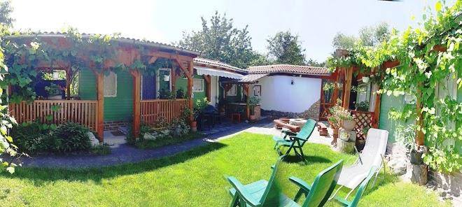 Czako Vendeghaz Es Nyaraloudvar Image