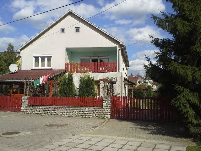 Oazis vendeghaz