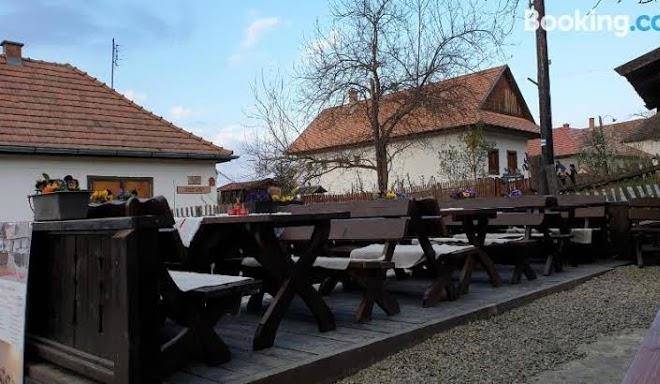 Kemences Vendeghaz Image