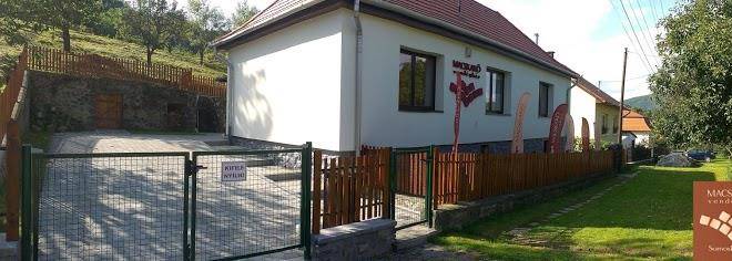 Macskako vendeghaz