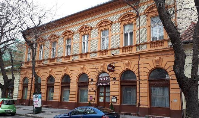 Kossuth hotel and restaurant