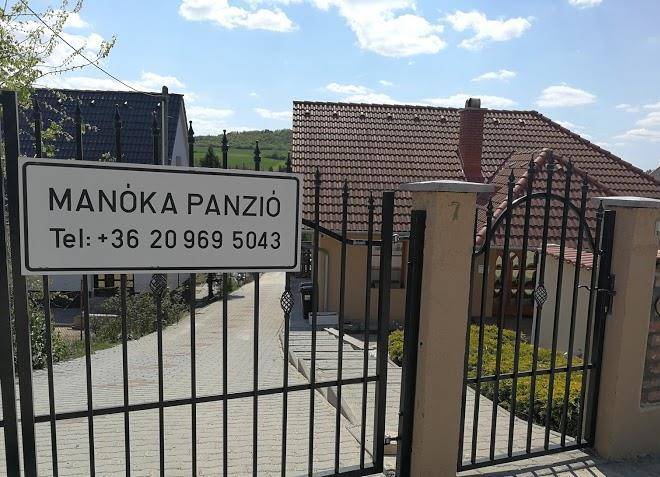 Manoka panzio