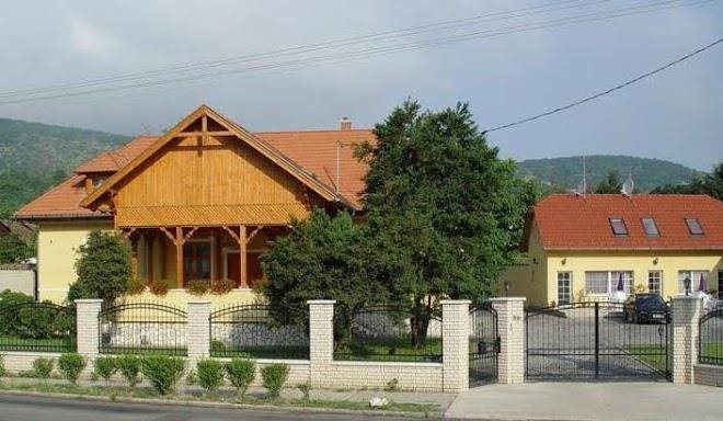Szent Istvan Inn Image