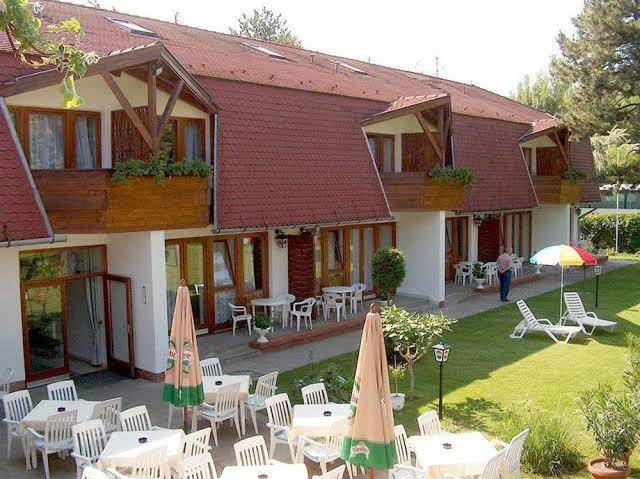 Centaur hotel