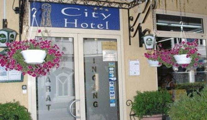City hotel