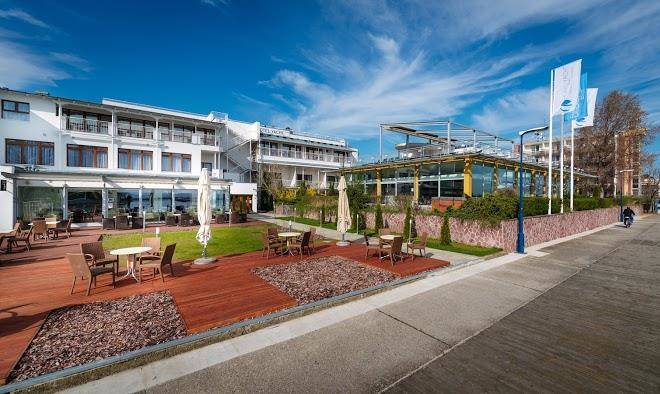 Hotel yacht wellness & business siofok