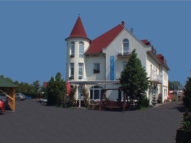 Hotel laguna pension